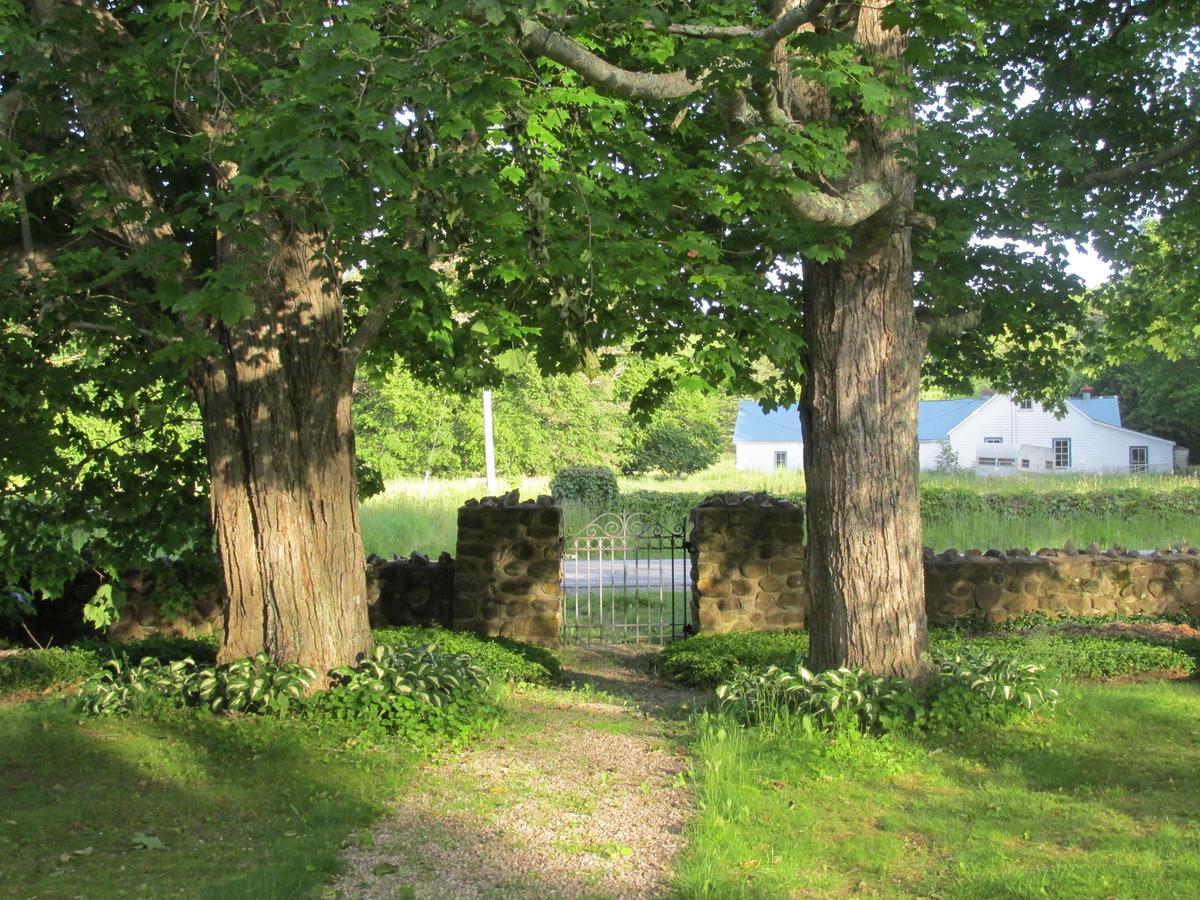 Burnbrae Farm & Paradise Inn Bridgetown Exterior photo